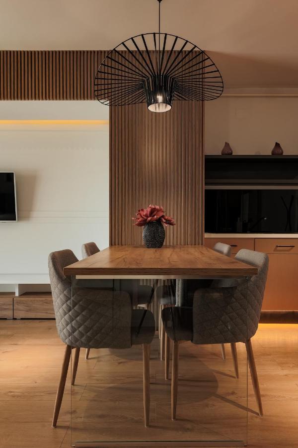 קלוז'-נאפוקה Nest Inn Stiletto Apartment מראה חיצוני תמונה