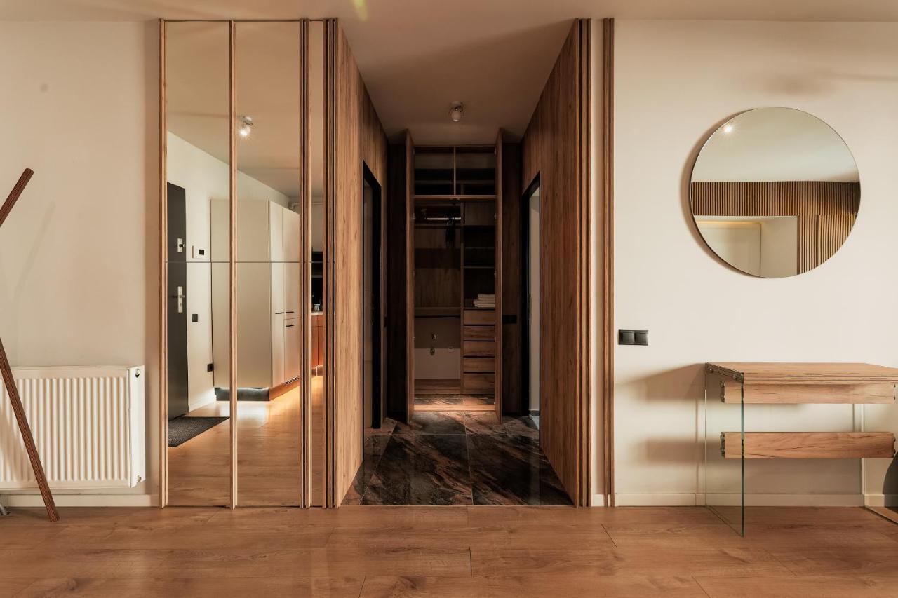קלוז'-נאפוקה Nest Inn Stiletto Apartment מראה חיצוני תמונה