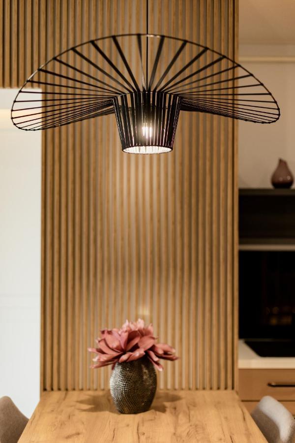 קלוז'-נאפוקה Nest Inn Stiletto Apartment מראה חיצוני תמונה