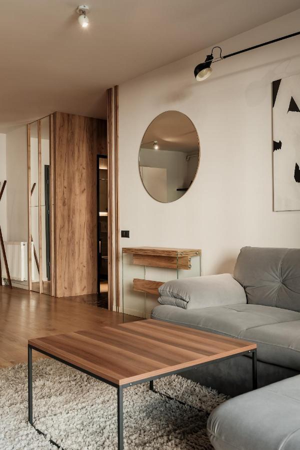 קלוז'-נאפוקה Nest Inn Stiletto Apartment מראה חיצוני תמונה